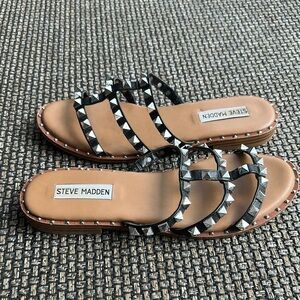 Steve Madden Black and Tan Studded Sandals